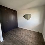 Rent 3 bedroom apartment of 52 m² in PALAISEAUT