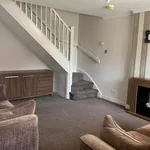 Rent 2 bedroom flat in Wakefield