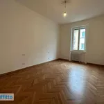 Rent 5 bedroom apartment of 232 m² in Milan