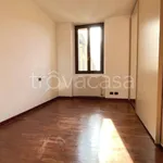 Appartamento in affitto a Merate via Campi, 3, non arredato/vuoto, box, parquet - TrovaCasa