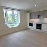 Rent 2 bedroom flat in South East England