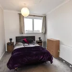 Rent 1 bedroom flat in Hart