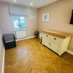 Rent 3 bedroom flat in East Midlands