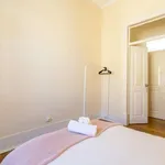 Rent a room in lisbon