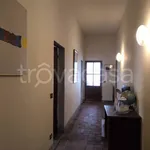 Rent 6 bedroom apartment of 250 m² in Fiesole