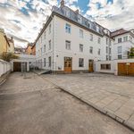 Rent a room of 75 m² in Munich