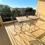  appartement avec 2 chambre(s) en location à Hyères