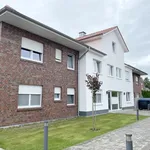 Neuwertige-Erdgeschosswohnung mit Terrasse und Gartenanteil in Papenburg-Untenende