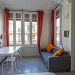 Rent 5 bedroom apartment in Valencia