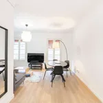 Rent 3 bedroom apartment in barcelona