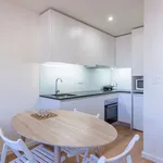 Rent 1 bedroom apartment in Porto