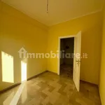 Rent 4 bedroom apartment of 91 m² in Genoa