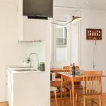 Rent 1 bedroom apartment of 35 m² in Porto