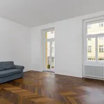 Pronajměte si 2 ložnic/e byt o rozloze 74 m² v Prague