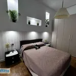 Rent 4 bedroom apartment of 100 m² in Naples