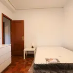 Rent a room of 275 m² in madrid