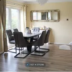 Rent 4 bedroom house in Yorkshire And The Humber