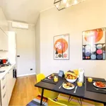 Rent 1 bedroom apartment of 65 m² in milan