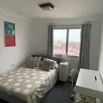 Alquilar 3 dormitorio apartamento en Malaga