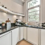 Huur 5 slaapkamer appartement van 147 m² in Apollobuurt