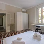 Rent 2 bedroom apartment in Milan