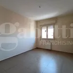 Rent 3 bedroom apartment of 100 m² in Syracuse