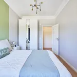 Rent a room of 120 m² in Lisbon