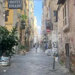 Affitto 2 camera appartamento di 55 m² in Napoli