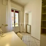 Rent 5 bedroom apartment of 90 m² in Latina