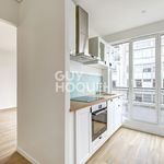 Rent 3 bedroom apartment of 68 m² in PARIS