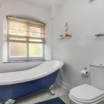 Rent 3 bedroom house in Leeds