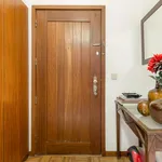 Rent 3 bedroom apartment in Porto