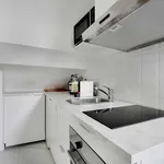 Appartement de 160 m² avec 1 chambre(s) en location à Paris