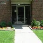 Rent 2 bedroom apartment in Windsor