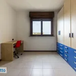 Rent 3 bedroom apartment of 90 m² in Milan