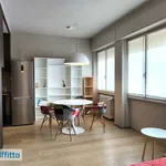 Affitto 2 camera appartamento di 45 m² in Milan