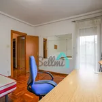 Rent 4 bedroom apartment of 144 m² in Oviedo