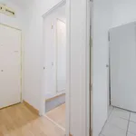 Rent a room of 150 m² in madrid