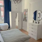 Miete 6 Schlafzimmer wohnung von 280 m² in frankfurt