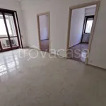 Affitto 6 camera appartamento di 255 m² in Lecce