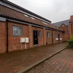 Rent 4 bedroom house of 101 m² in Leicester