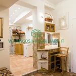 Rent 4 bedroom apartment of 70 m² in Roma