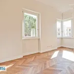 Affitto 6 camera appartamento di 255 m² in Rome