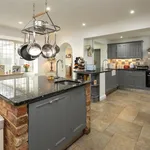 Rent 5 bedroom house in Northamptonshire