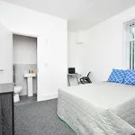 Rent a room in Burnley