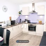 Flat to rent in South Cliff Avenue, Eastbourne BN20