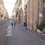 Affitto 5 camera appartamento di 230 m² in Roma