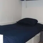 Appartement de 11 m² avec 1 chambre(s) en location à Paris