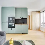 Rent 1 bedroom apartment of 28 m² in Paris