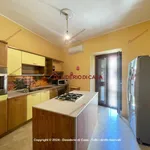 Rent 4 bedroom apartment of 110 m² in Lascari